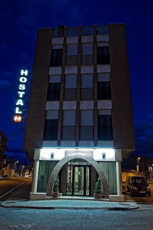 Hostal Stop Cantalejo Exterior foto